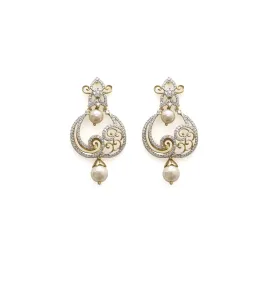 18K Yellow Gold Diamond Chand Bali Earrings W/ 1.49ct VS Diamonds, Pearls & Paisley Design