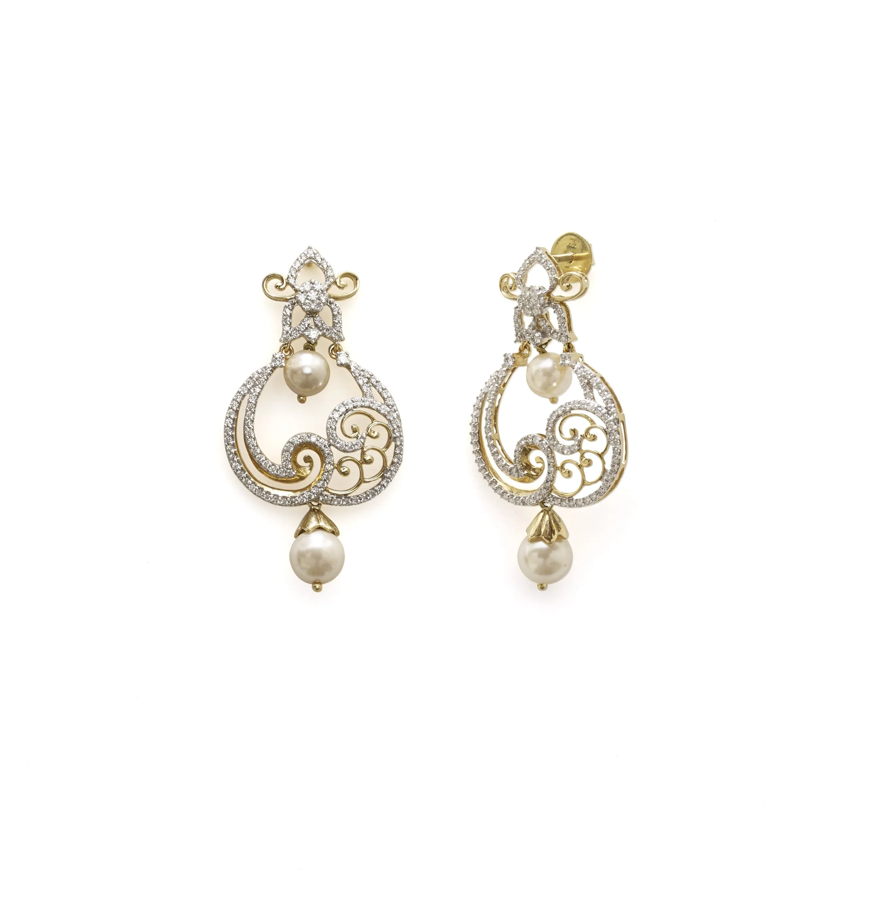 18K Yellow Gold Diamond Chand Bali Earrings W/ 1.49ct VS Diamonds, Pearls & Paisley Design