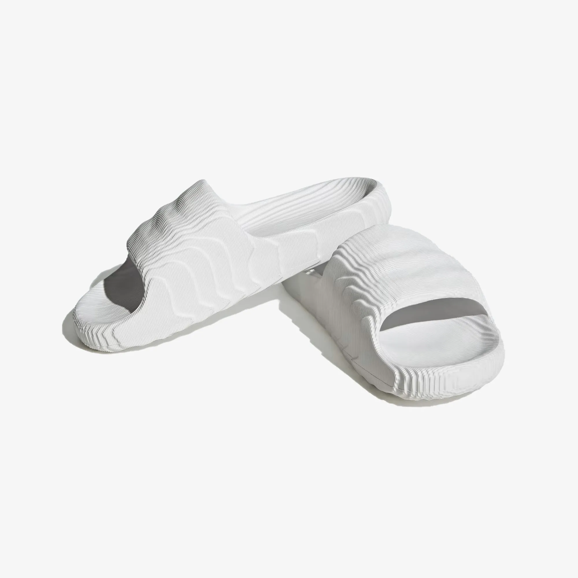 Adidas Originals | ISLAND CLUB ADILETTE 22  { CRYSTAL WHITE