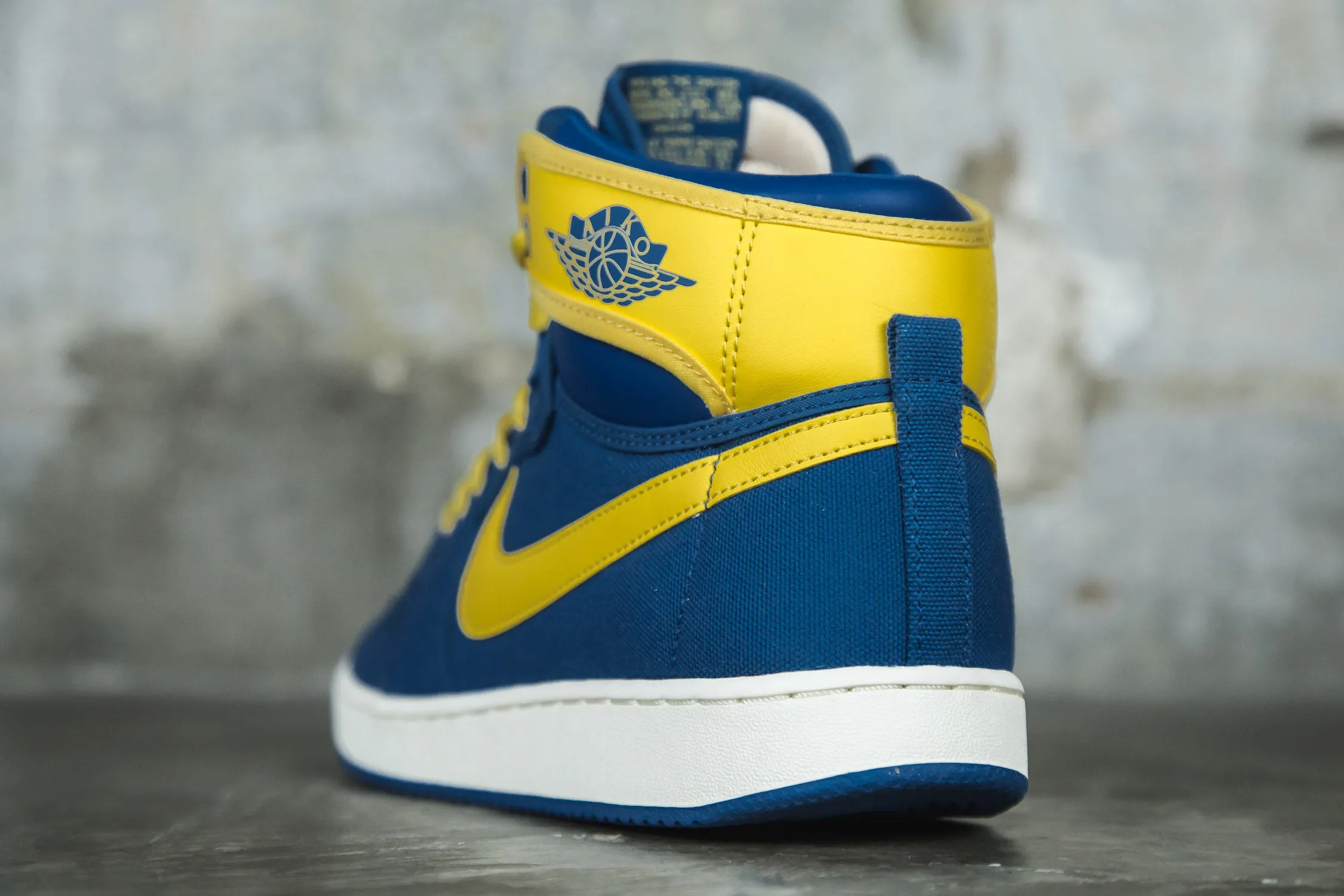 Air Jordan 1 AJKO 'Laney'