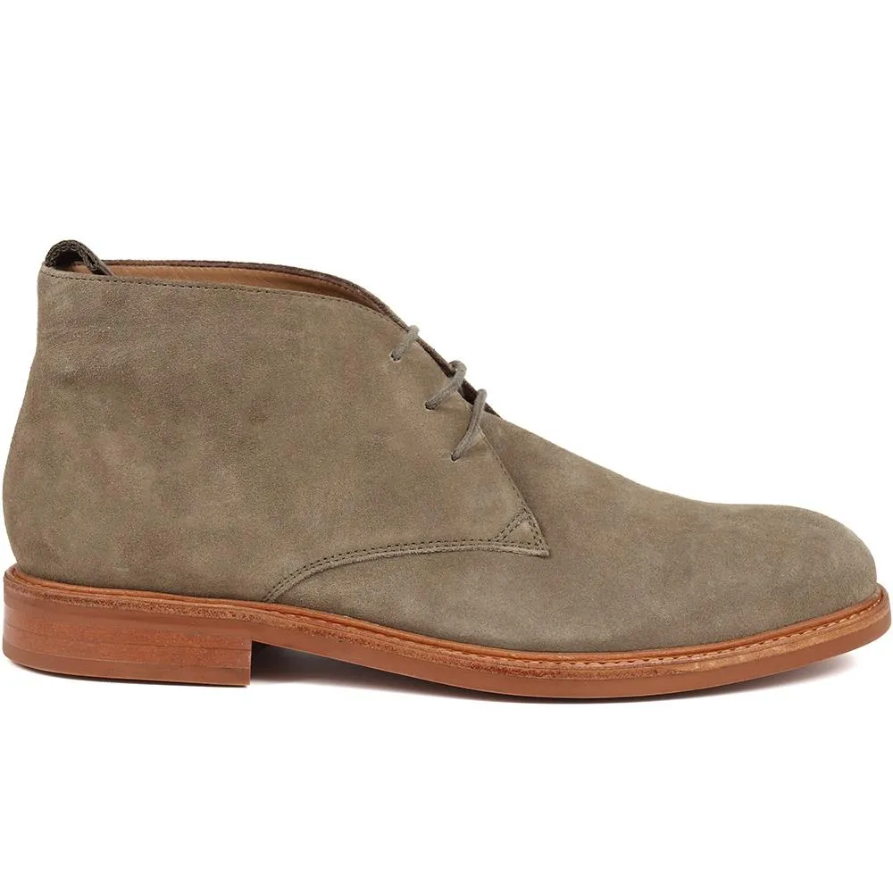 Deacon Suede Chukka Boots - DEACON / 319 224