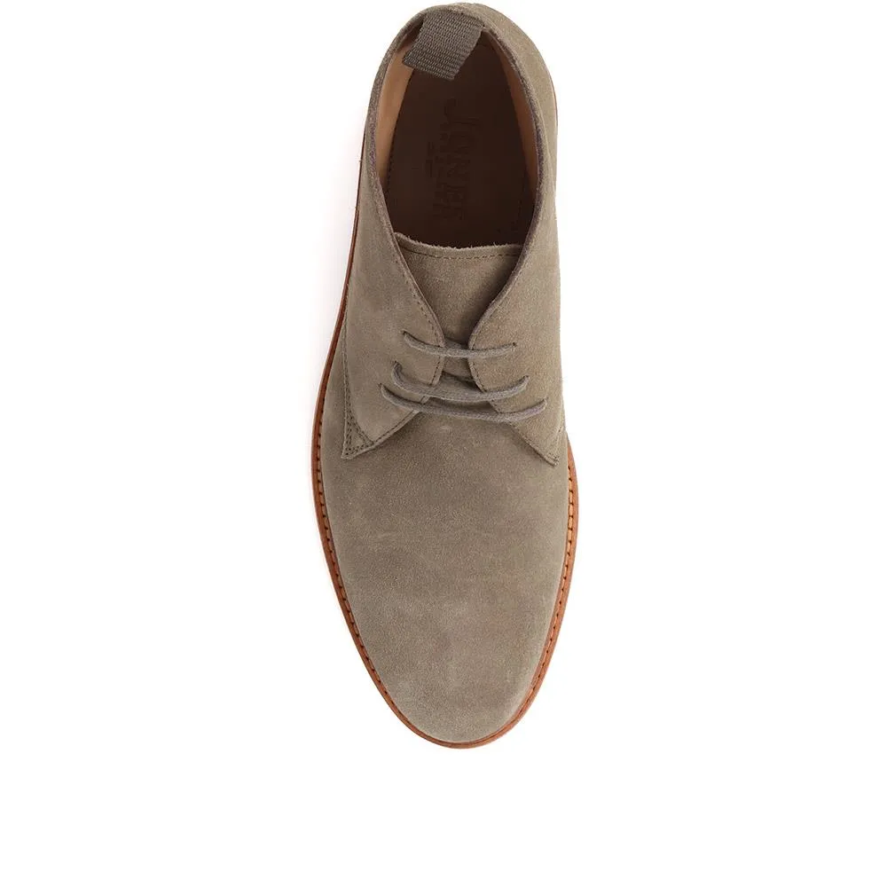 Deacon Suede Chukka Boots - DEACON / 319 224