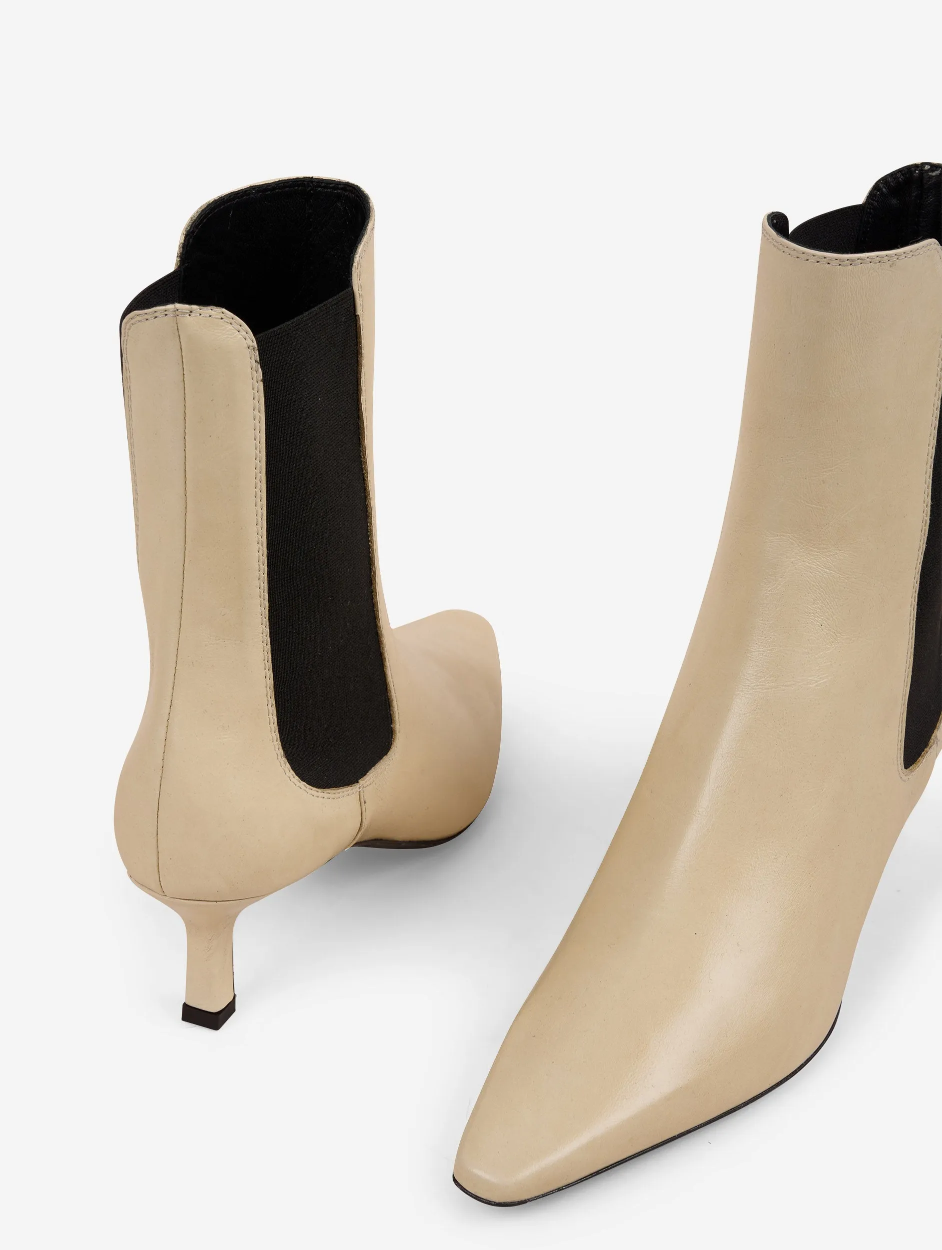 Elasticated sand patent leather ankle boots