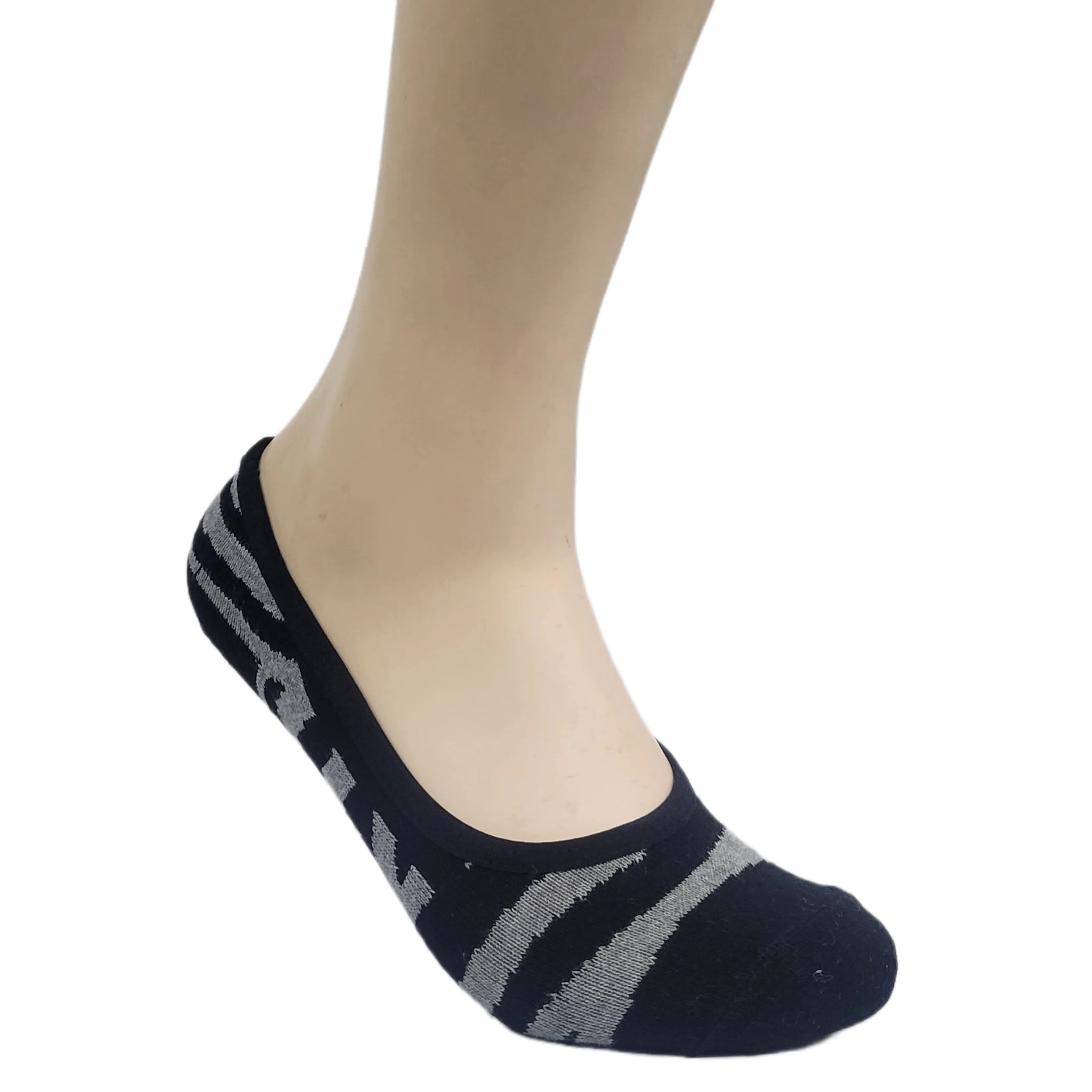 Gray Tiger Print No Show Liner Socks for Women