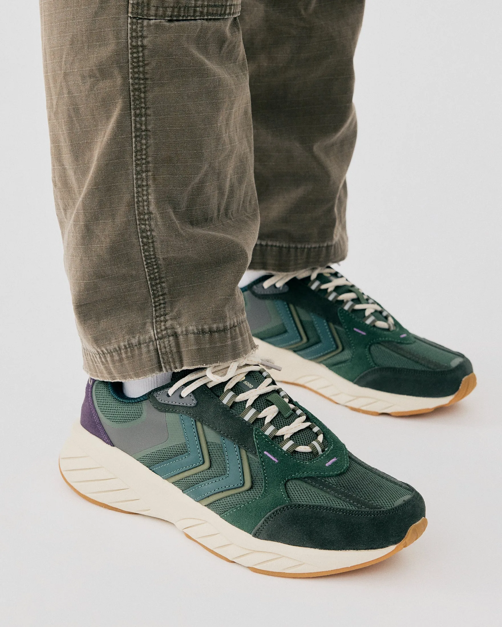 Hummel Reach LX6000 x Shoe Chapter "Core Principles" - Dark Green