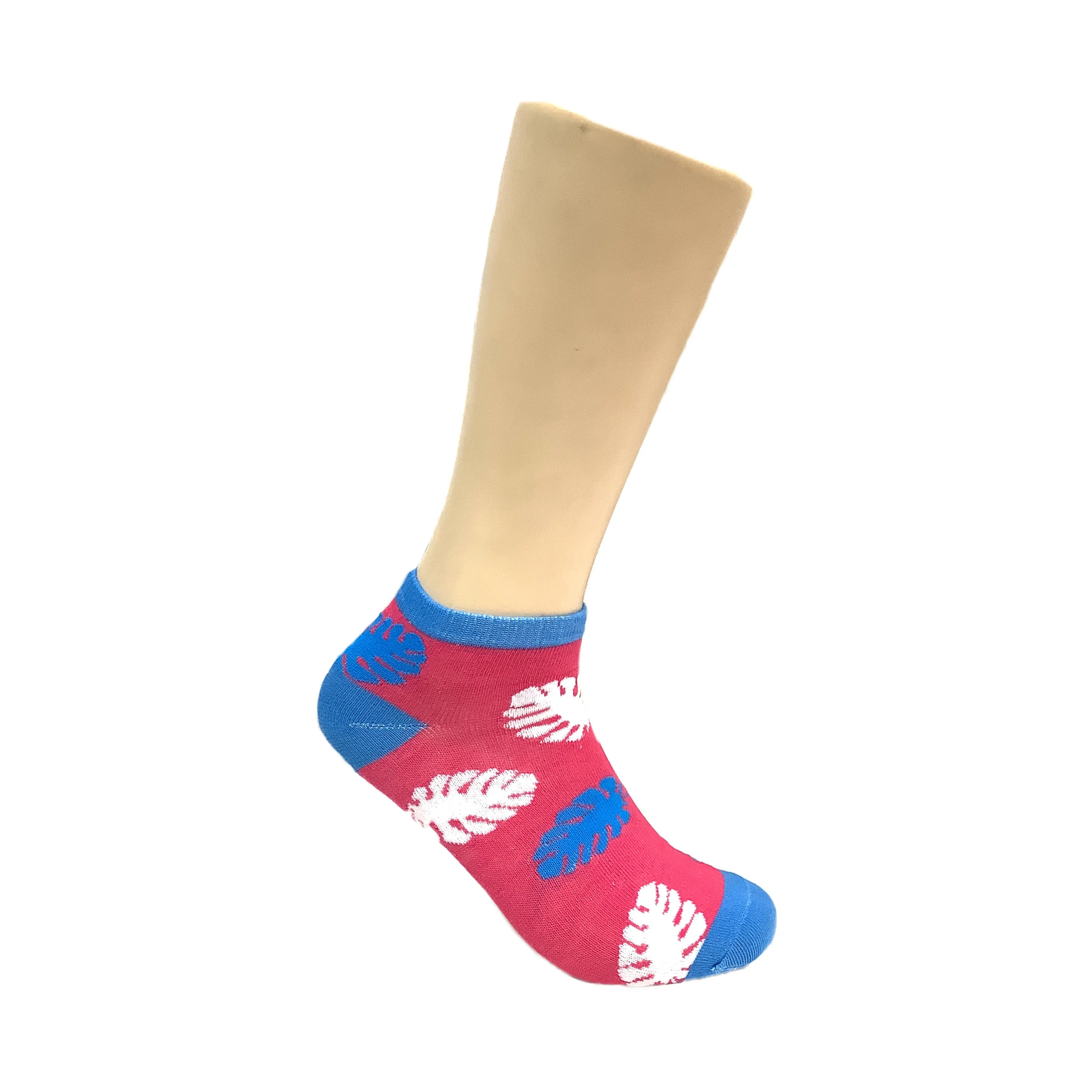 Leaf Pattern Ankle Socks (Adult Medium - Women's Shoe Sizes 5-10)